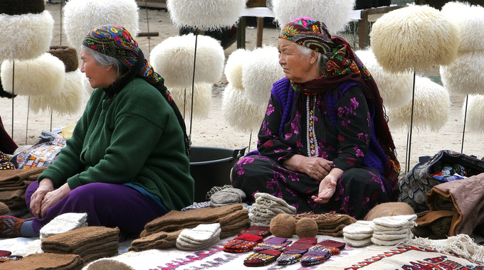 Bischkek nach Almaty: Eine Reise durch Kirgisistan & Kasachstan (SR-09)